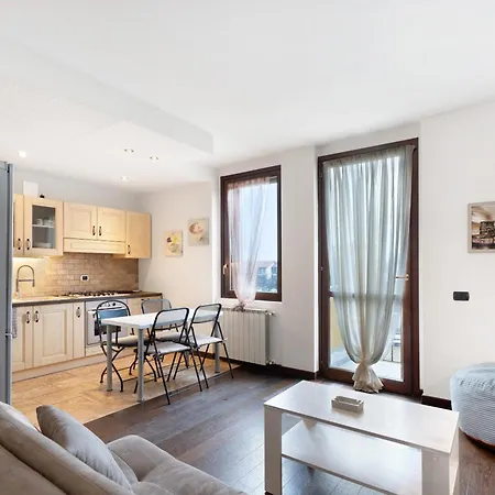 Casa Emagal Apartamento Sesto Calende